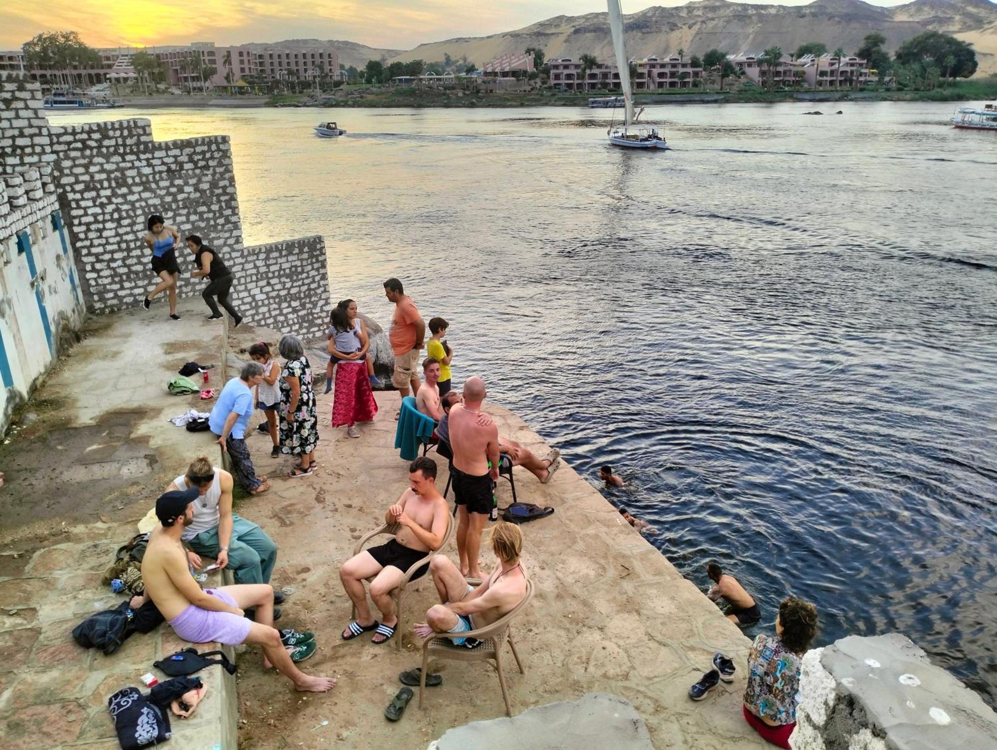 Go Inn Backpackers Asszuán Kültér fotó